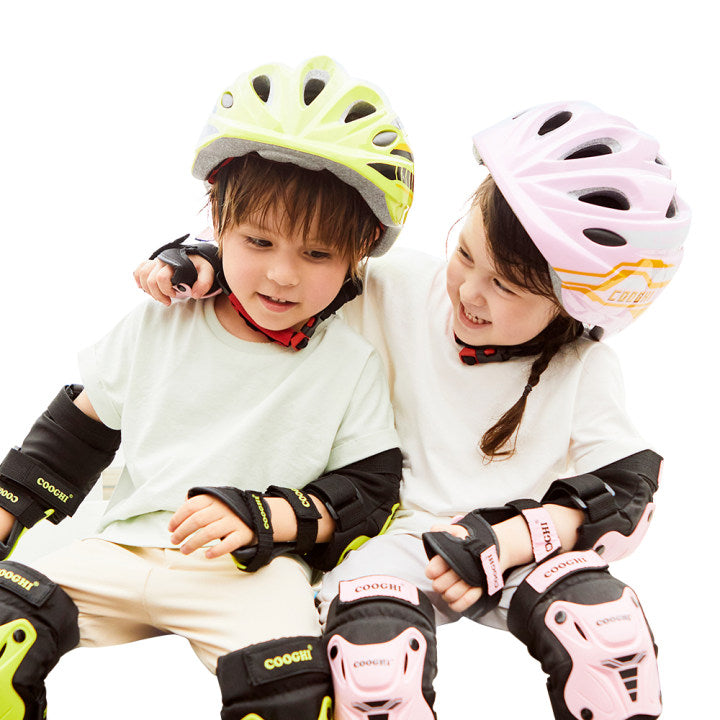 Cooghi helmet and knee pads